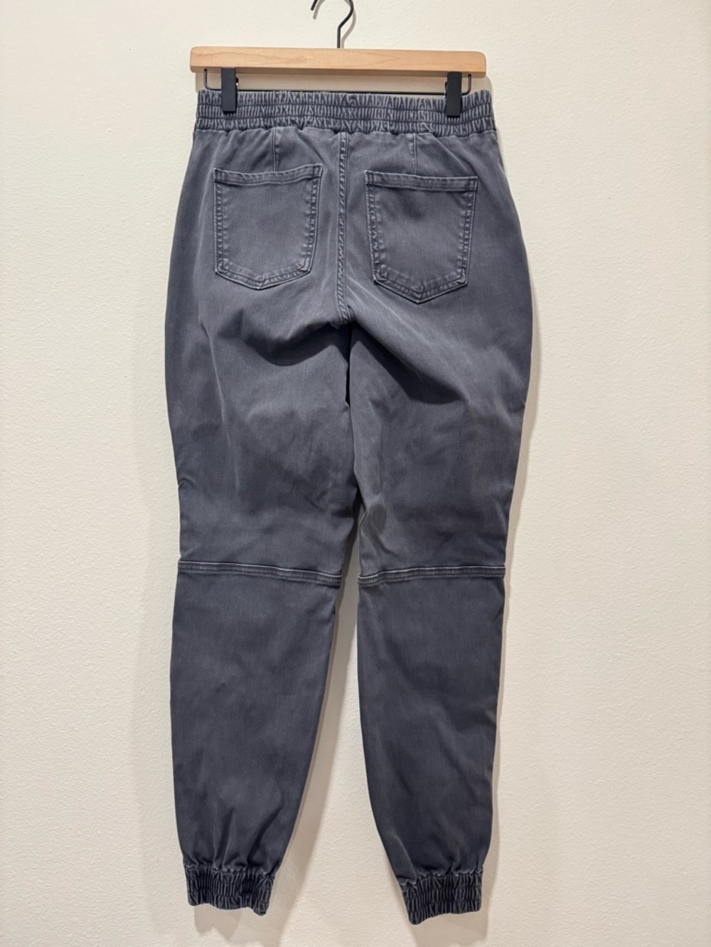 SPANX Twill Cargo Jogger Pants Elastic Waist Pull On M - Picture 3 of 4